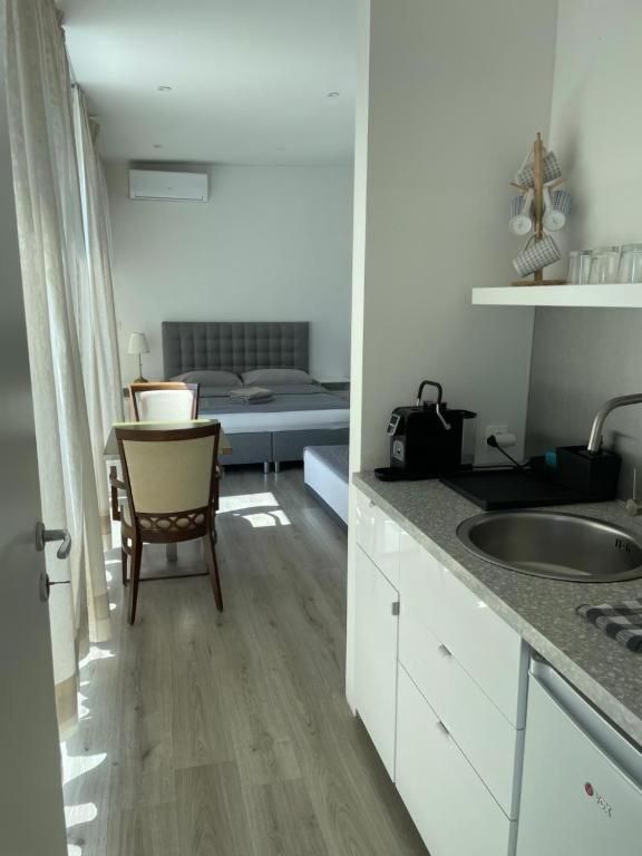 R41 - Tivoli Groundfloor Apartment Ljubljana Buitenkant foto