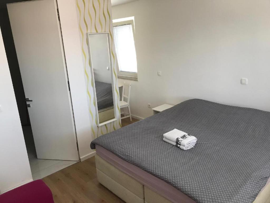R41 - Tivoli Groundfloor Apartment Ljubljana Buitenkant foto