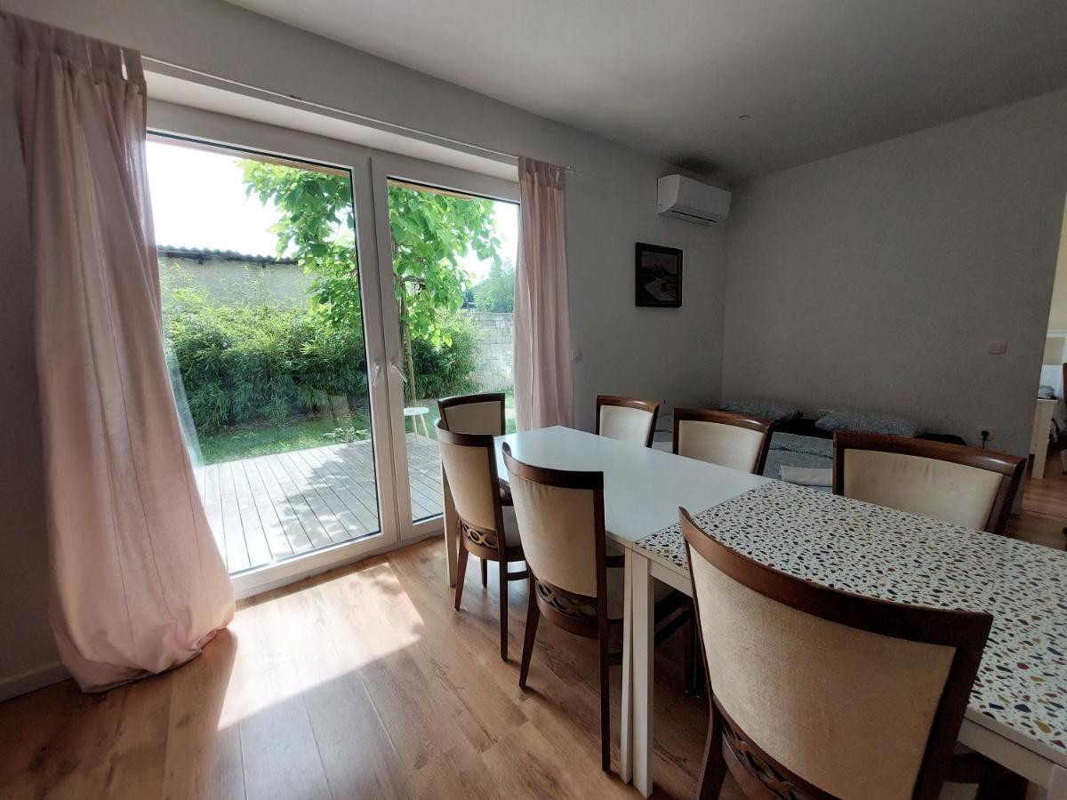 R41 - Tivoli Groundfloor Apartment Ljubljana Buitenkant foto